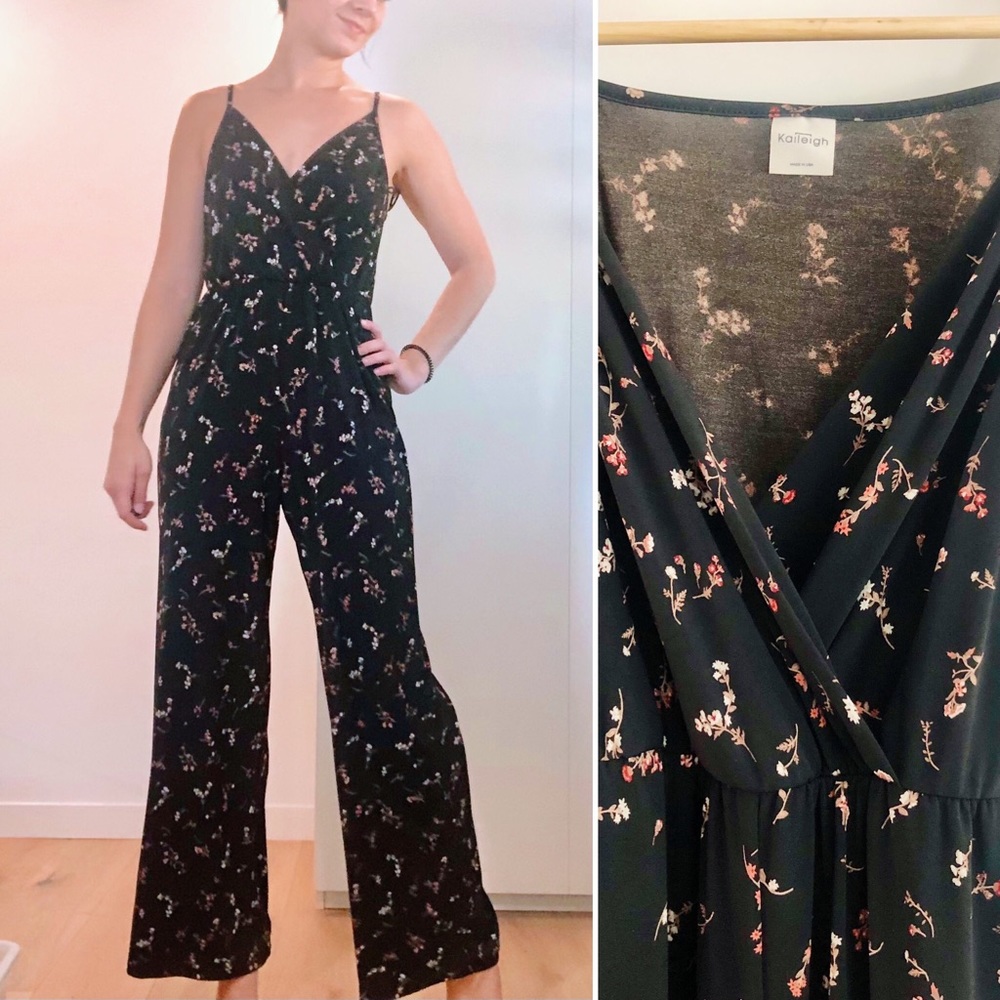 KAILEIGH Lexy floral Knit Jumpsuit.